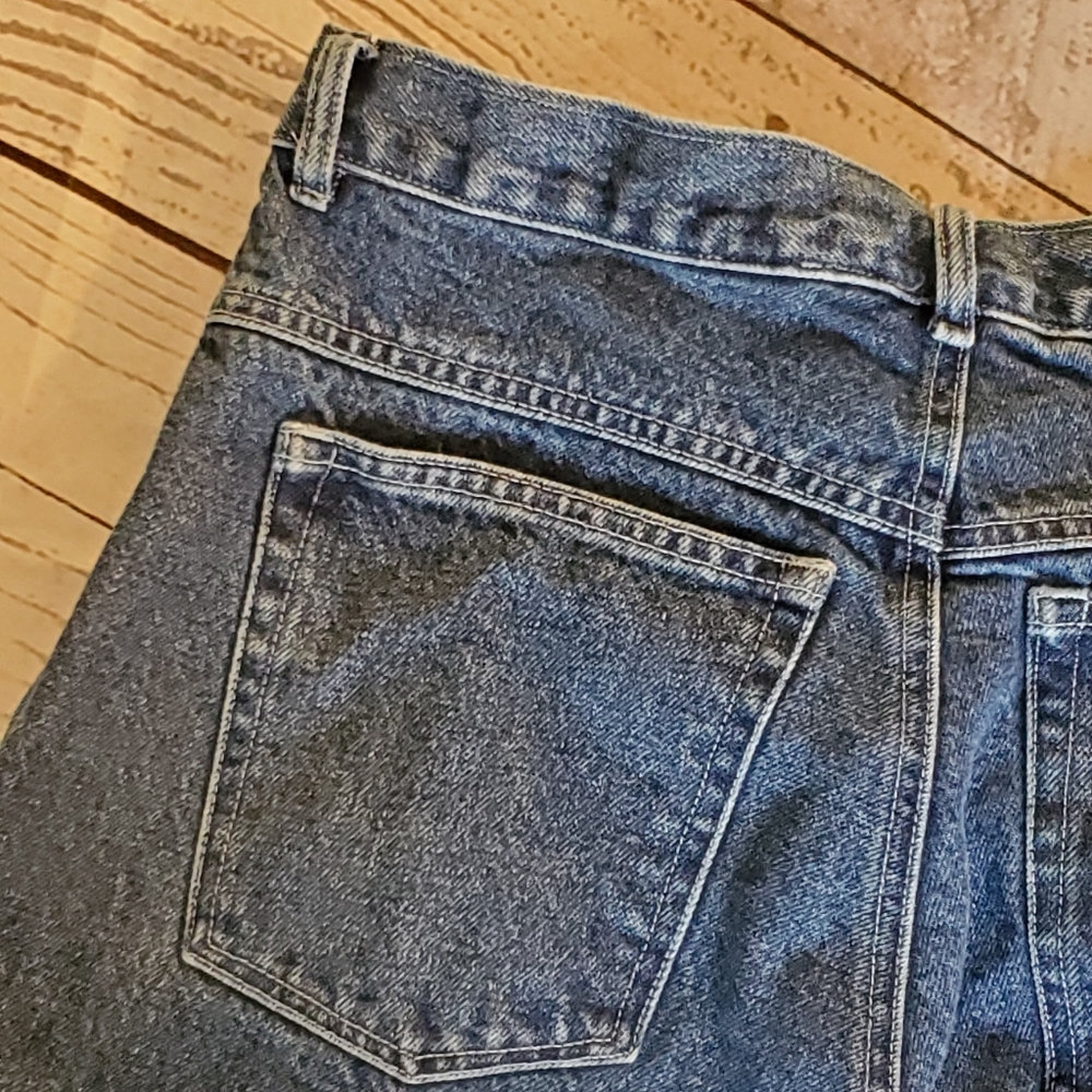Gotcha Covered high rise dark wash denim mom jeans, tag says 14, fit like a 10 - Picture 6 of 9